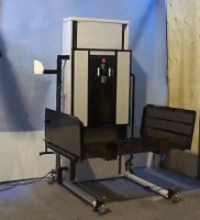AmeriGlide Atlas Vertical Platform Lift - Portable